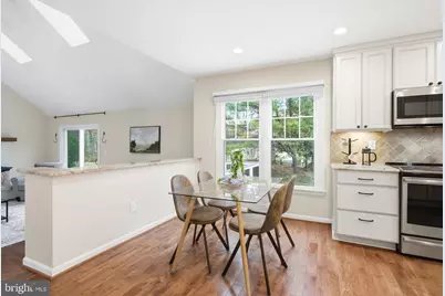 9820 Westwood Manor Court, Burke, VA 22015 - Photo 15