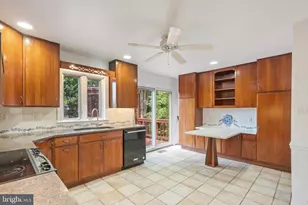 1250 Pine Hill Rd, McLean, VA 22101 - Photo 11