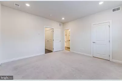 13208 Woodland Park Road, Herndon, VA 20171 - Photo 39