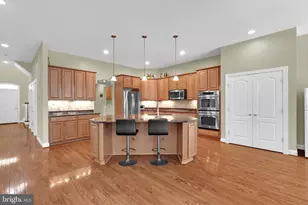 3883 Billberry Dr, Fairfax, VA 22033 - Photo 13