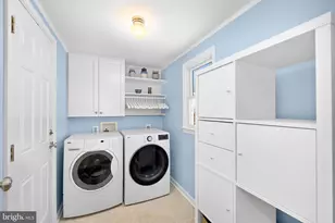 9616 Oakington Dr, Fairfax Station, VA 22039 - Photo 33