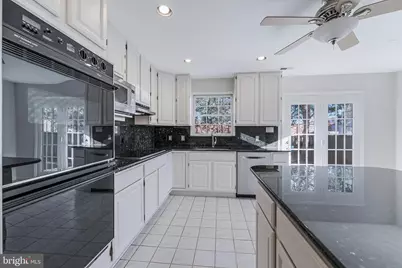 13130 Pavilion Lane, Fairfax, VA 22033 - Photo 21