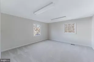 13130 Pavilion Ln, Fairfax, VA 22033 - Photo 39