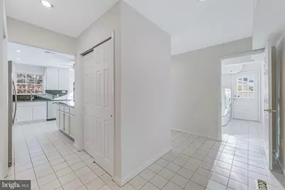 13130 Pavilion Lane, Fairfax, VA 22033 - Photo 27