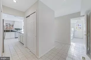 13130 Pavilion Ln, Fairfax, VA 22033 - Photo 27