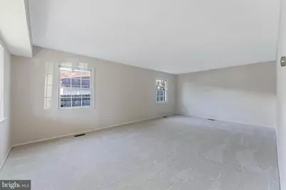 13130 Pavilion Lane, Fairfax, VA 22033 - Photo 9