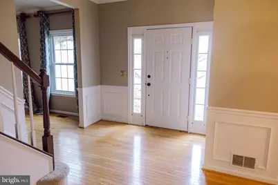 15292 Surrey House Way, Centreville, VA 20120 - Photo 3