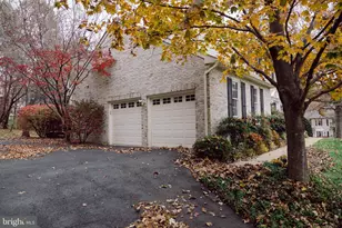 15292 Surrey House Way, Centreville, VA 20120 - Photo 41