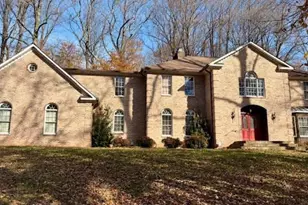 4221 Sherando Ln, Annandale, VA 22003 - Photo 3