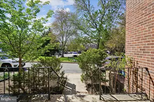 6315 Olde Towne Ct, Alexandria, VA 22307 - Photo 3