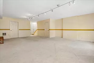 6315 Olde Towne Ct, Alexandria, VA 22307 - Photo 19