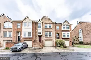 8031 Merry Oaks Ct, Vienna, VA 22182 - Photo 25