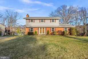 6219 Thornwood Dr, Alexandria, VA 22310 - Photo 1