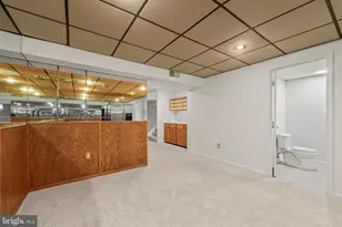 15313 Surrey House Way, Centreville, VA 20120 - Photo 37