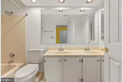 15313 Surrey House Way, Centreville, VA 20120 - Photo 31