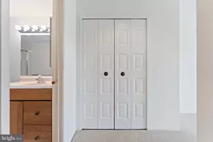 1800 Old Meadow Rd, McLean, VA 22102 - Photo 35