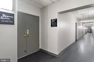 1800 Old Meadow Rd, McLean, VA 22102 - Photo 13