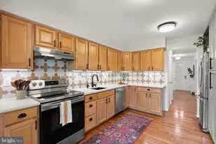 9607 Lake Braddock Dr, Burke, VA 22015 - Photo 19