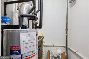 2451 Midtown Ave, Alexandria, VA 22303 - Photo 19