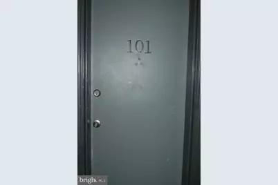 2237 Farrington Avenue #101, Alexandria, VA 22303 - Photo 7