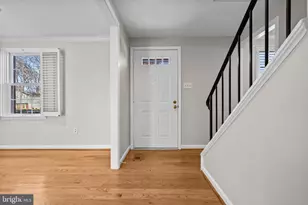 7819 Freehollow Dr, Falls Church, VA 22042 - Photo 11