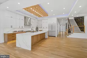 1832 Pimmit Dr, Falls Church, VA 22043 - Photo 5