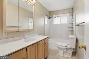 3614 Dorado Ct, Fairfax, VA 22031 - Photo 21