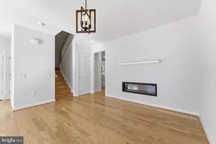 13331 Launders St, Herndon, VA 20171 - Photo 11