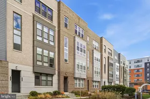 13331 Launders St, Herndon, VA 20171 - Photo 1