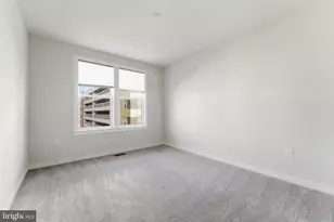 13331 Launders St, Herndon, VA 20171 - Photo 21