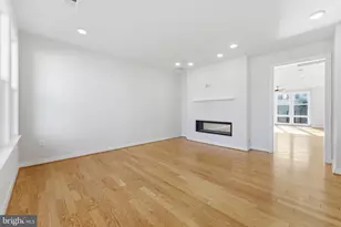 13331 Launders St, Herndon, VA 20171 - Photo 9