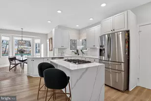 11300 Water Pointe Cir, Reston, VA 20194 - Photo 13