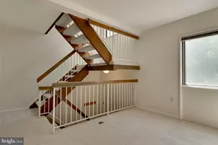 9830 Sweet Mint Dr, Vienna, VA 22181 - Photo 3