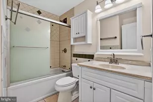 9572 Lagersfield Cir, Vienna, VA 22181 - Photo 33