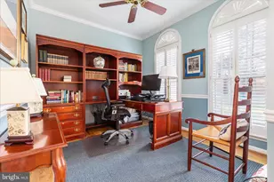 9953 Corsica St, Vienna, VA 22181 - Photo 5