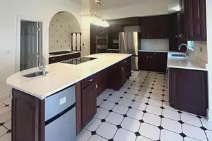 914 Helga Pl, McLean, VA 22102 - Photo 11