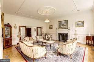 914 Helga Pl, McLean, VA 22102 - Photo 7