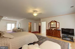 914 Helga Pl, McLean, VA 22102 - Photo 47