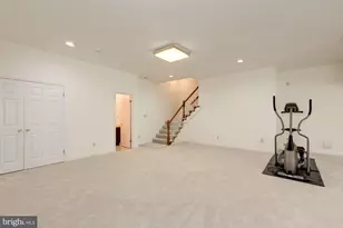 914 Helga Pl, McLean, VA 22102 - Photo 69