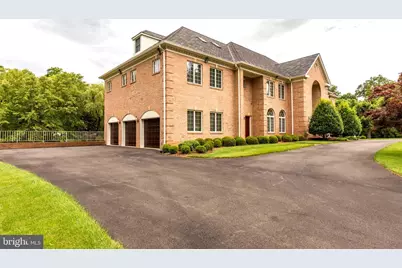 914 Helga Place, McLean, VA 22102 - Photo 3