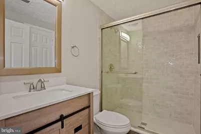 1539 Woodcrest Drive, Reston, VA 20194 - Photo 17