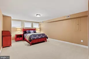 1110 Round Pebble Ln, Reston, VA 20194 - Photo 41