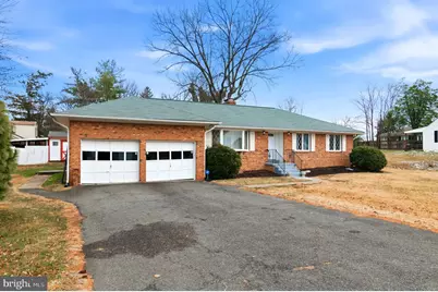 3723 Munson Road, Falls Church, VA 22041 - Photo 3