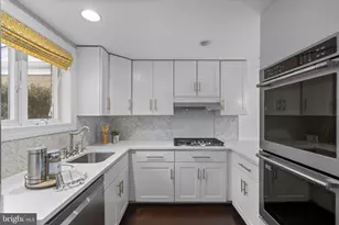 1022 Croton Dr, Alexandria, VA 22308 - Photo 11