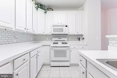 11575 Cavalier Landing Court #301, Fairfax, VA 22030 - Photo 17