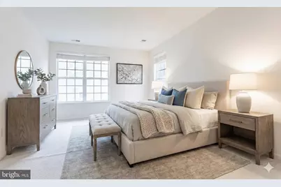 11575 Cavalier Landing Court #301, Fairfax, VA 22030 - Photo 5