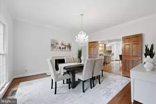 10105 Walker Lake Dr, Great Falls, VA 22066 - Photo 27