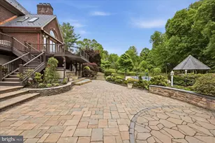 10105 Walker Lake Dr, Great Falls, VA 22066 - Photo 101