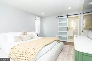 2323 Rosedown Dr, Reston, VA 20191 - Photo 25