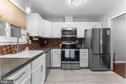 2806 Lee Oaks Place #202, Falls Church, VA 22046 - Photo 5